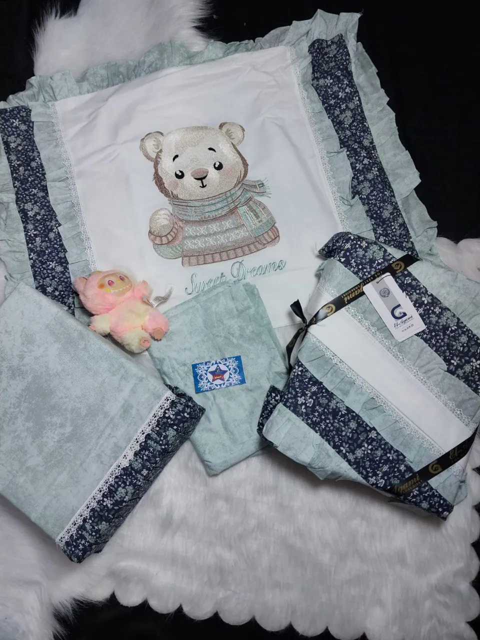 طقم سرير اطفال قطن مطرز